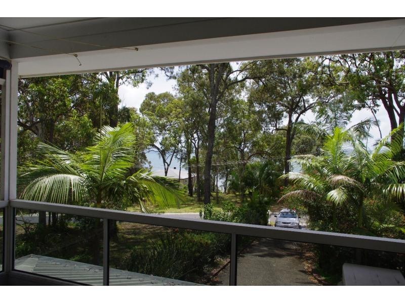 92 Beelong Street, Macleay Island QLD 4184