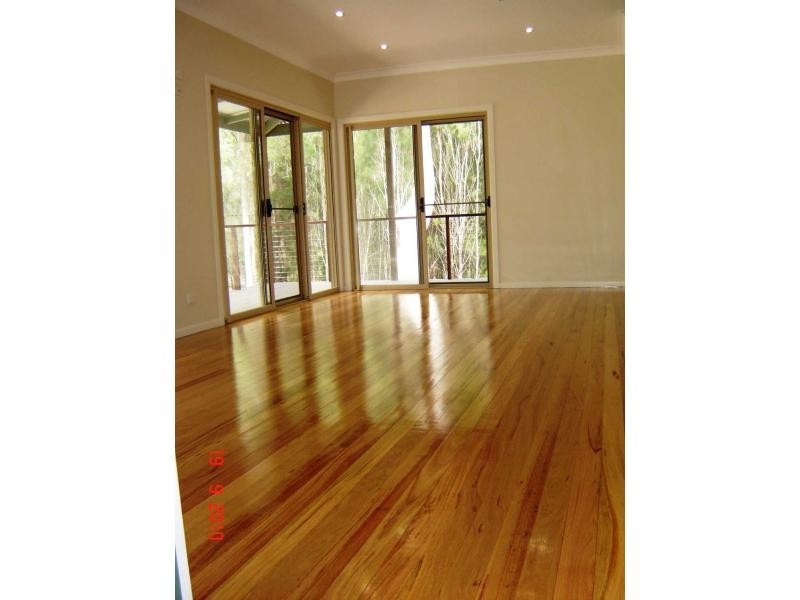 5 Natone Terrace, Macleay Island QLD 4184