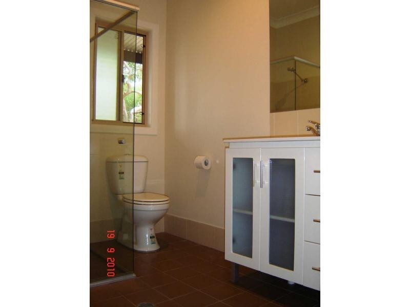 5 Natone Terrace, Macleay Island QLD 4184