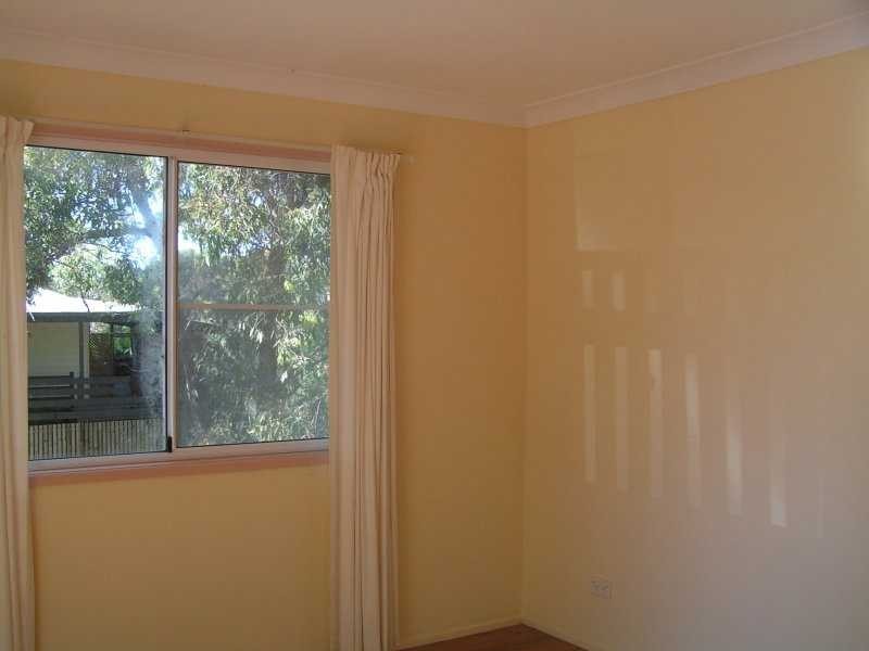 18-20 Tukkeri Street, Macleay Island QLD 4184