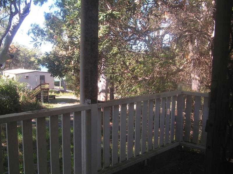 18-20 Tukkeri Street, Macleay Island QLD 4184