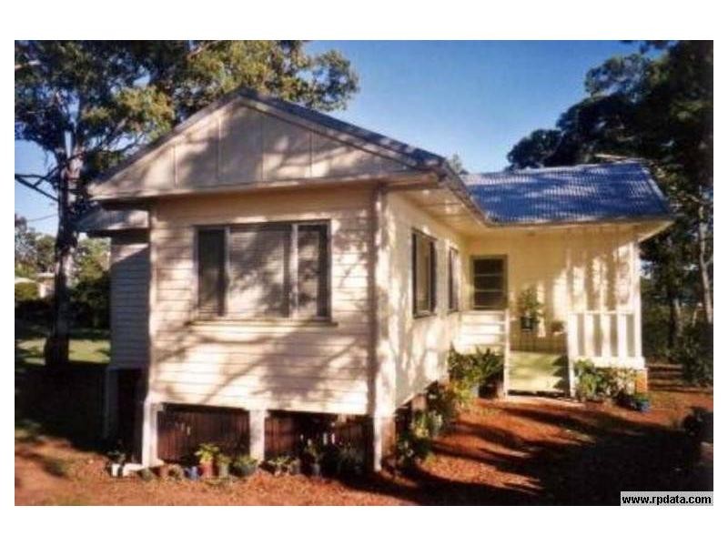 89 Perulpa Drive, Lamb Island QLD 4184