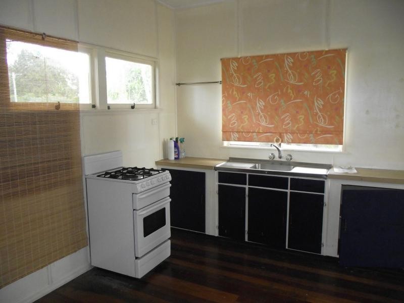 89 Perulpa Drive, Lamb Island QLD 4184