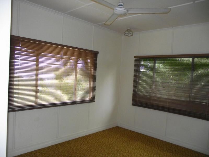 89 Perulpa Drive, Lamb Island QLD 4184