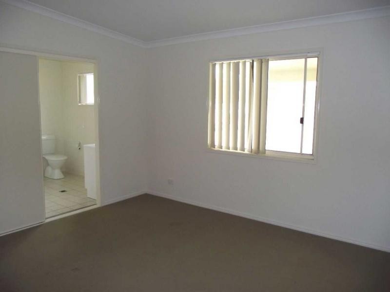 12 Lemontree Drive, Macleay Island QLD 4184