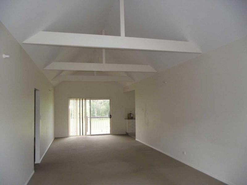 12 Lemontree Drive, Macleay Island QLD 4184
