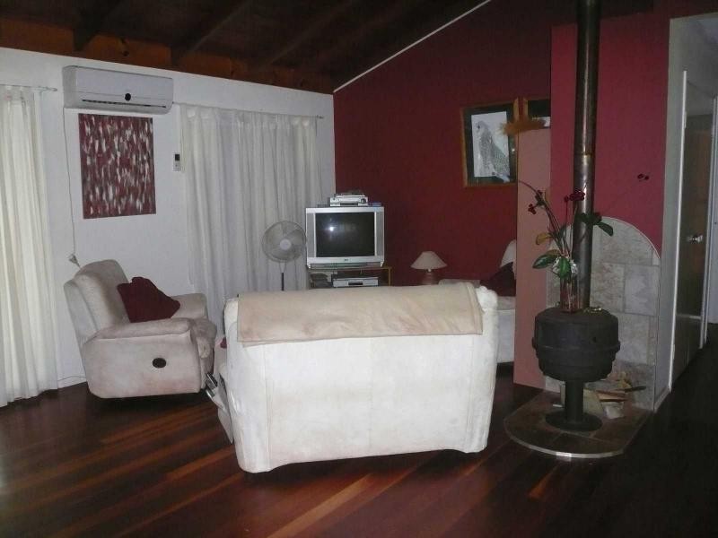 6 Con Street, Macleay Island QLD 4184