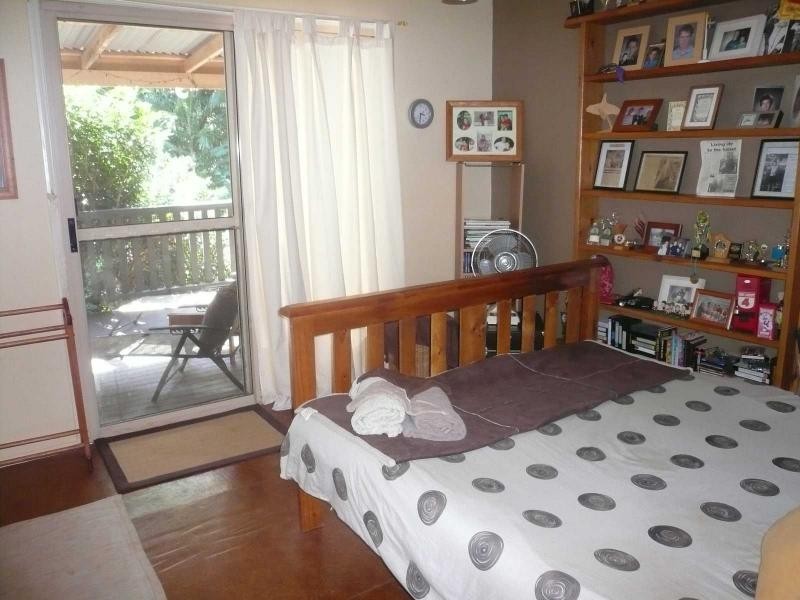 6 Con Street, Macleay Island QLD 4184