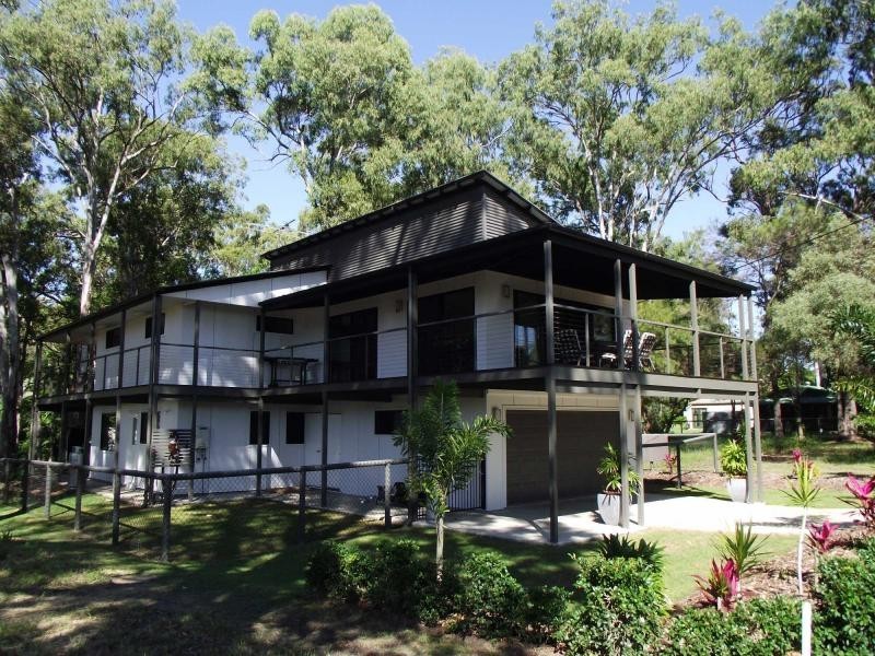 76 Coondooroopa Drive, Macleay Island QLD 4184