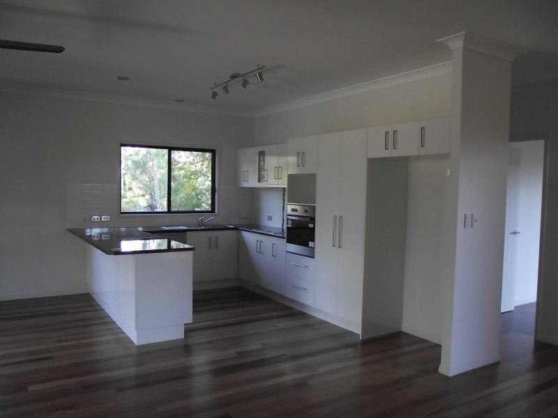 29 Eastern Road, Macleay Island QLD 4184