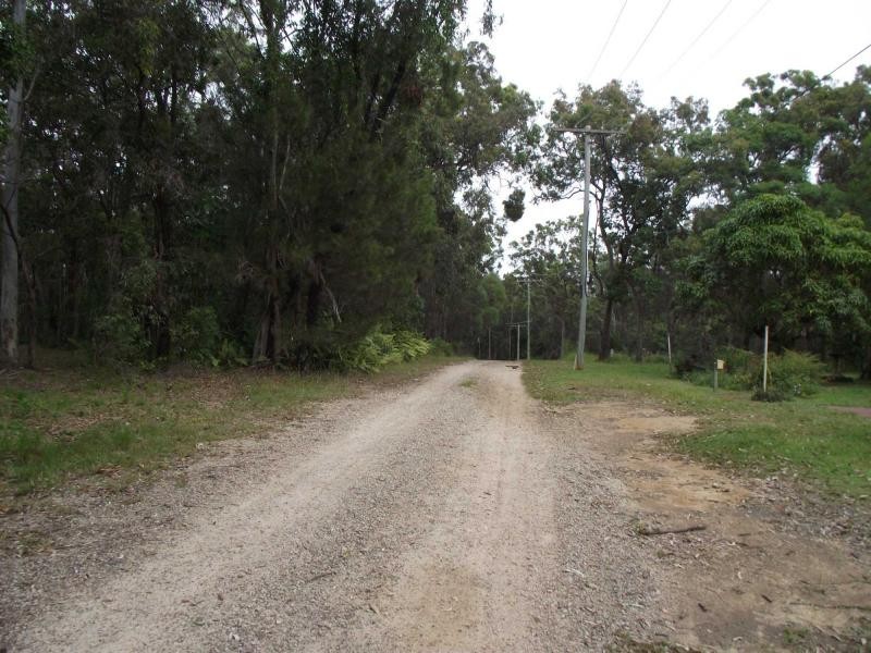 4 Pindarri Street, Lamb Island QLD 4184