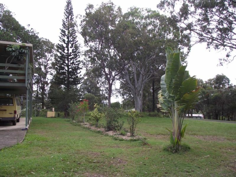 4 Pindarri Street, Lamb Island QLD 4184