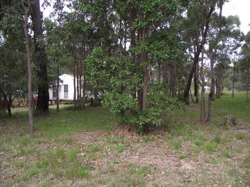 4 Pindarri Street, Lamb Island QLD 4184