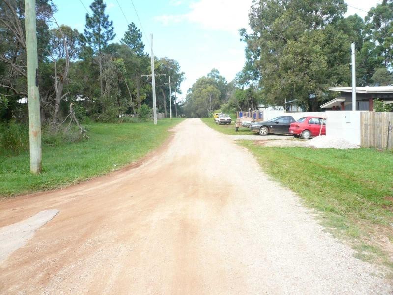 16 Cooee Crescent, Macleay Island QLD 4184