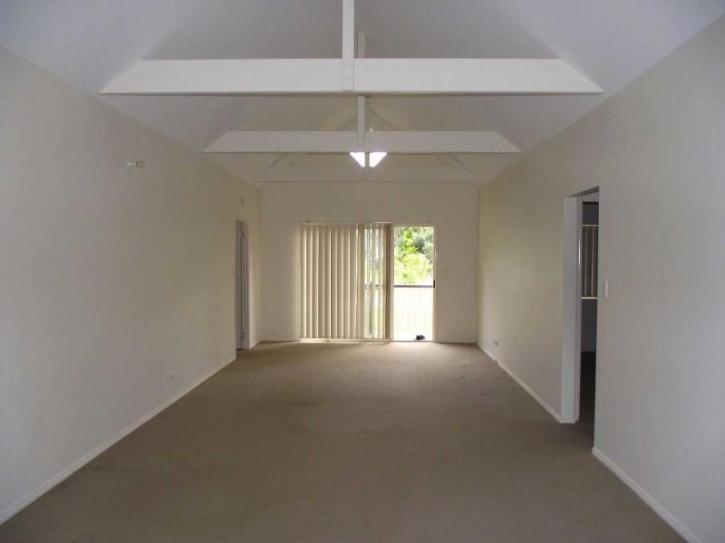 12 Lemontree Drive, Macleay Island QLD 4184
