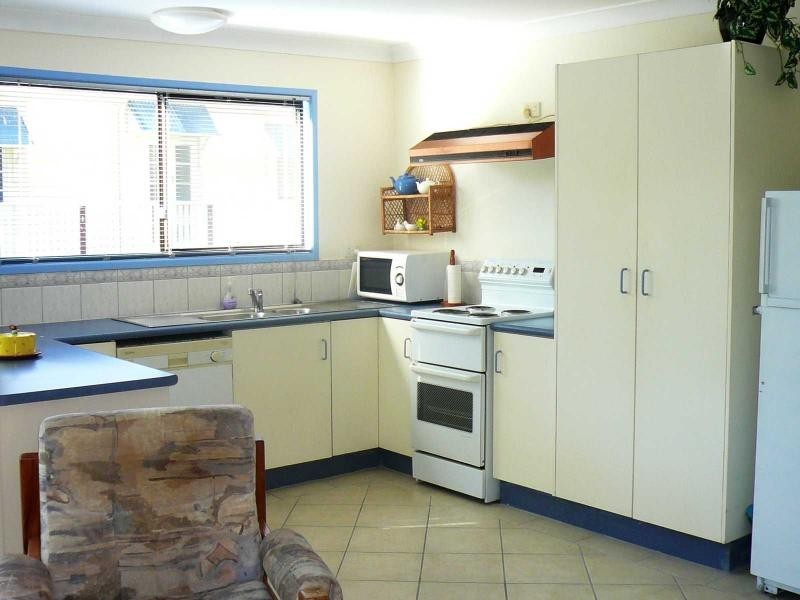 40 Morwong Street, Macleay Island QLD 4184