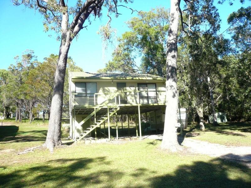 40 Morwong Street, Macleay Island QLD 4184