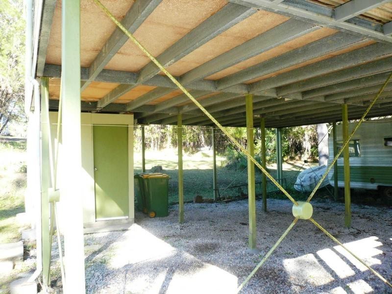 40 Morwong Street, Macleay Island QLD 4184