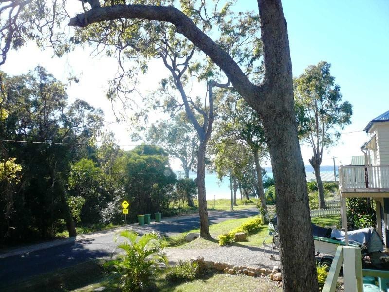 40 Morwong Street, Macleay Island QLD 4184