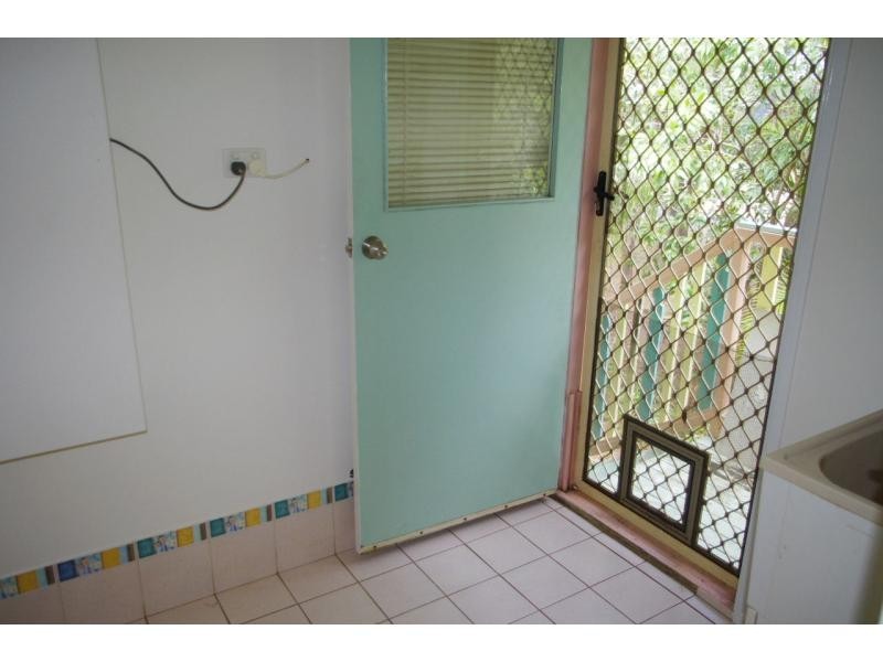 38 Blue Bay Crescent, Macleay Island QLD 4184