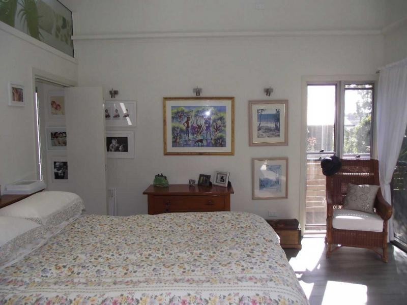 5 Maryanne Street, Karragarra Island QLD 4184