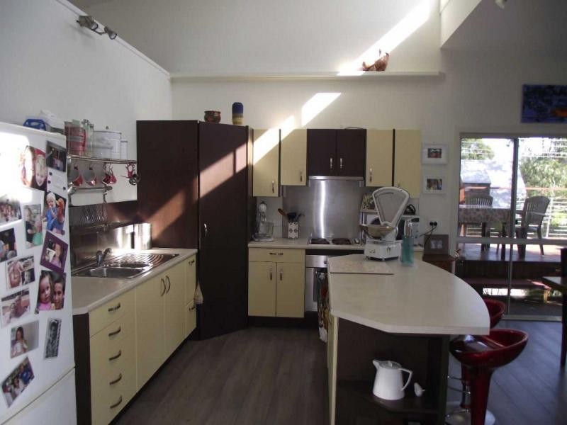 5 Maryanne Street, Karragarra Island QLD 4184