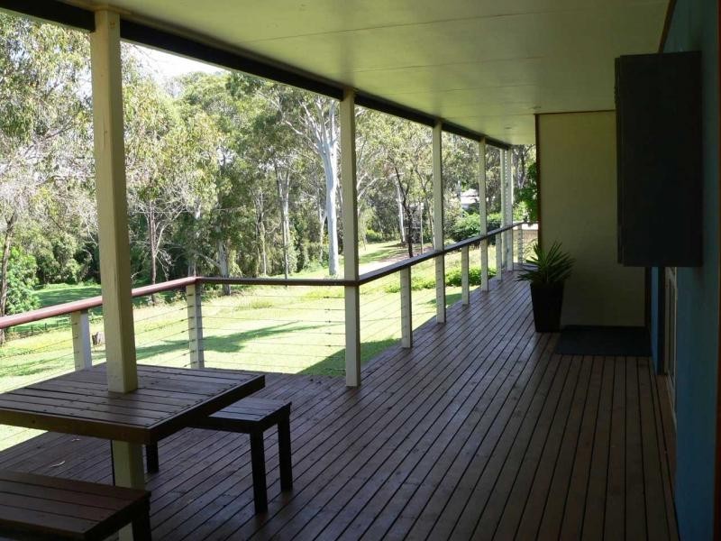 35 Tina Avenue, Lamb Island QLD 4184