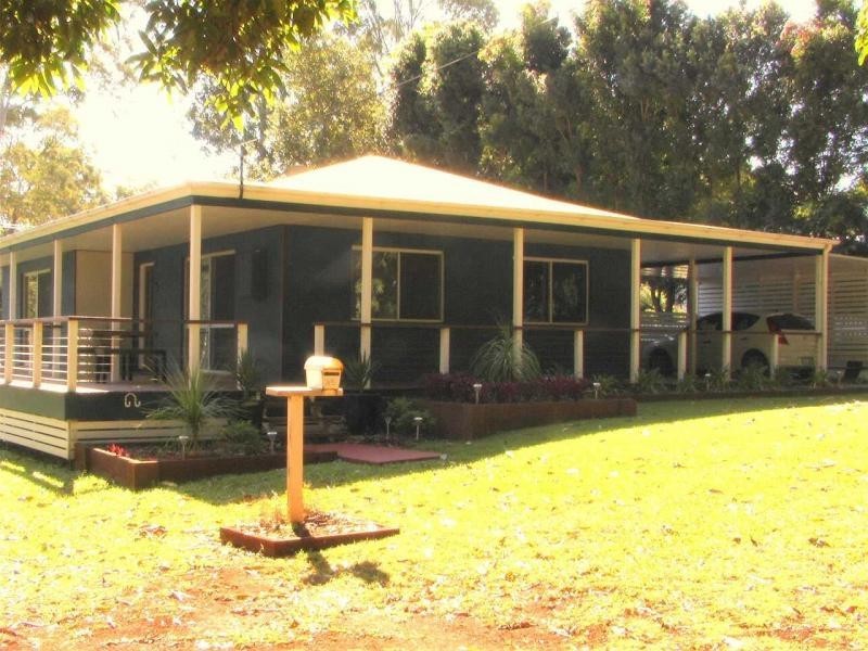 35 Tina Avenue, Lamb Island QLD 4184