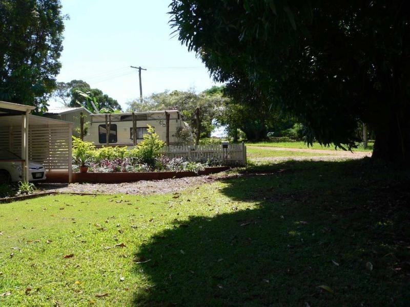 35 Tina Avenue, Lamb Island QLD 4184