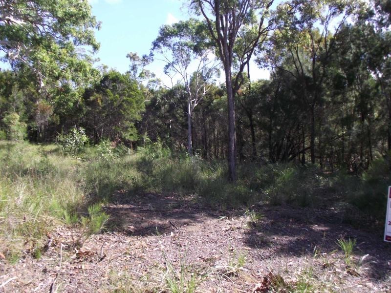 19 Ashton Street, Macleay Island QLD 4184