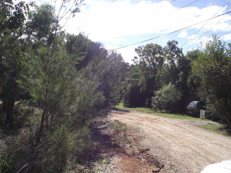19 Ashton Street, Macleay Island QLD 4184