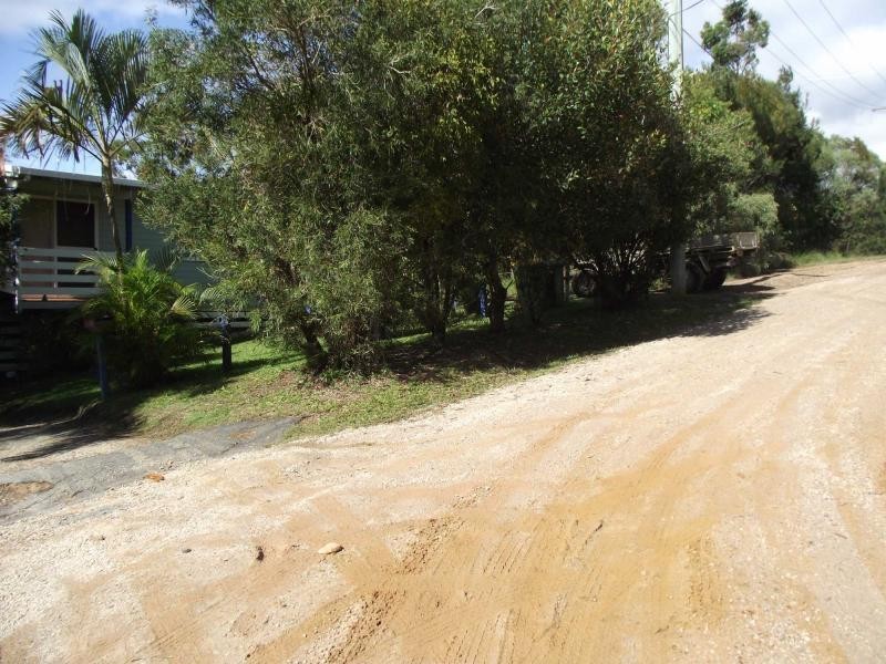 19 Ashton Street, Macleay Island QLD 4184
