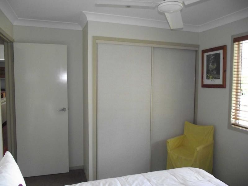 16 Eastbourne Terrace, Macleay Island QLD 4184