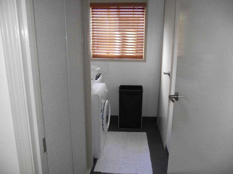 16 Eastbourne Terrace, Macleay Island QLD 4184