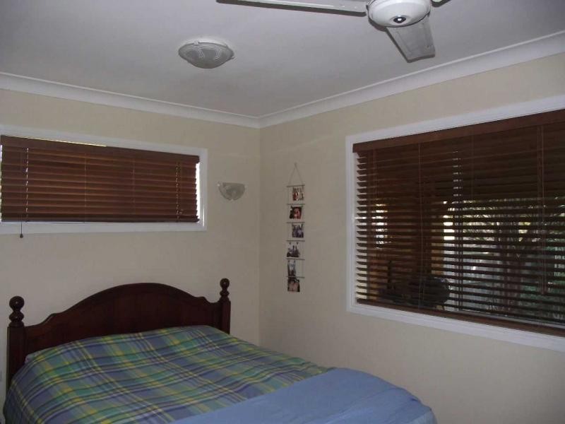 8 Squire Street, Macleay Island QLD 4184