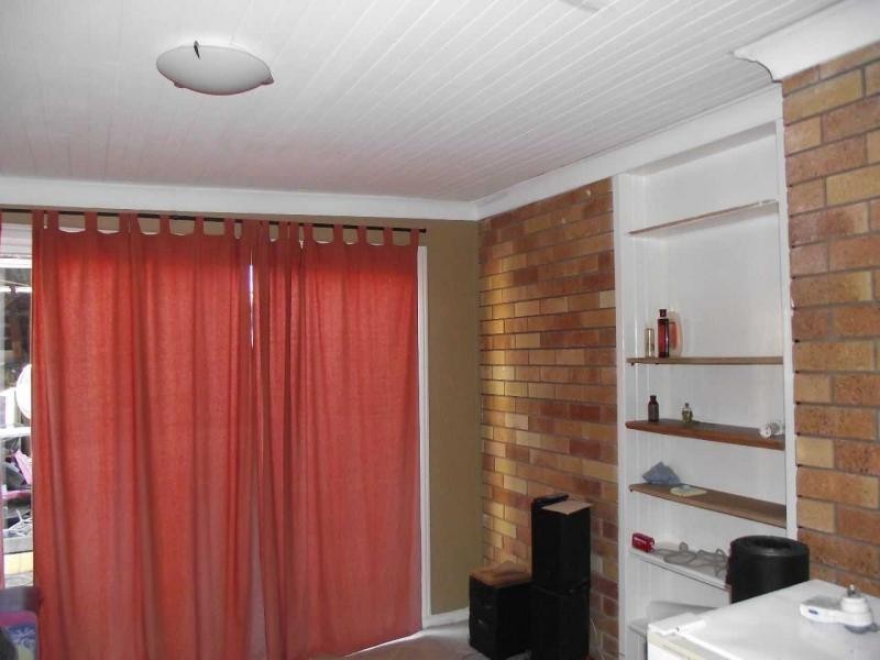 8 Squire Street, Macleay Island QLD 4184