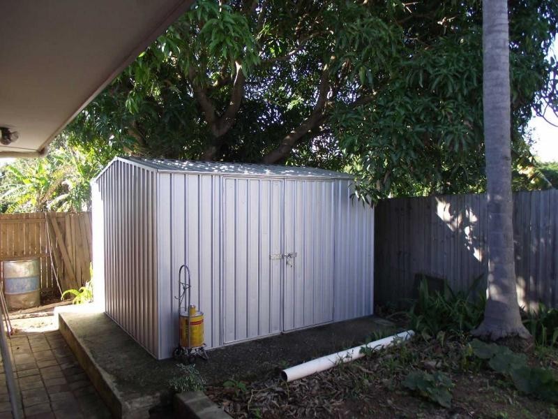 8 Squire Street, Macleay Island QLD 4184