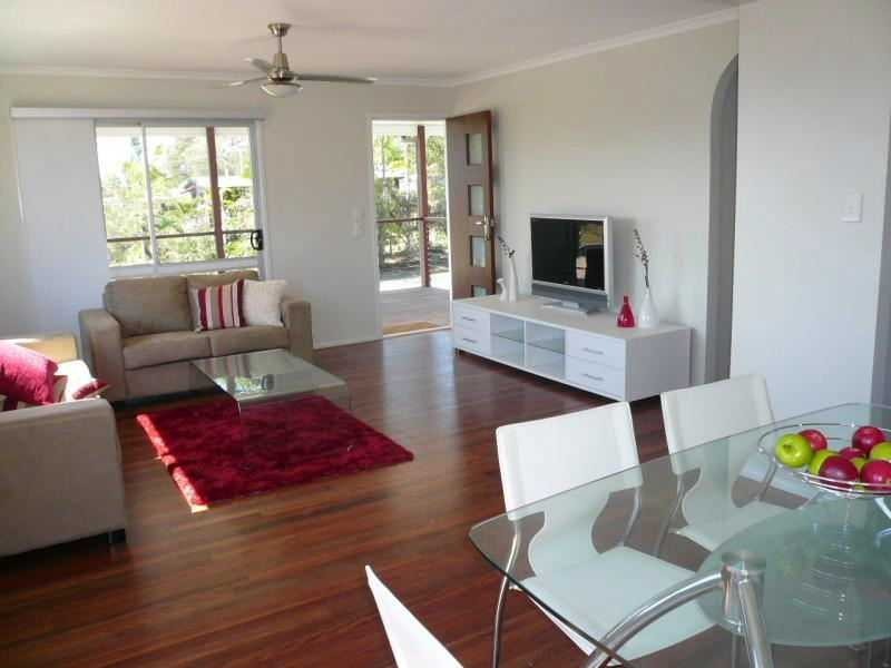 75 Scotts Road, Macleay Island QLD 4184