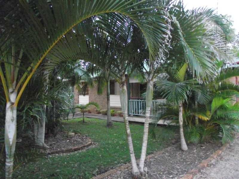 6 Cowes Street, Macleay Island QLD 4184
