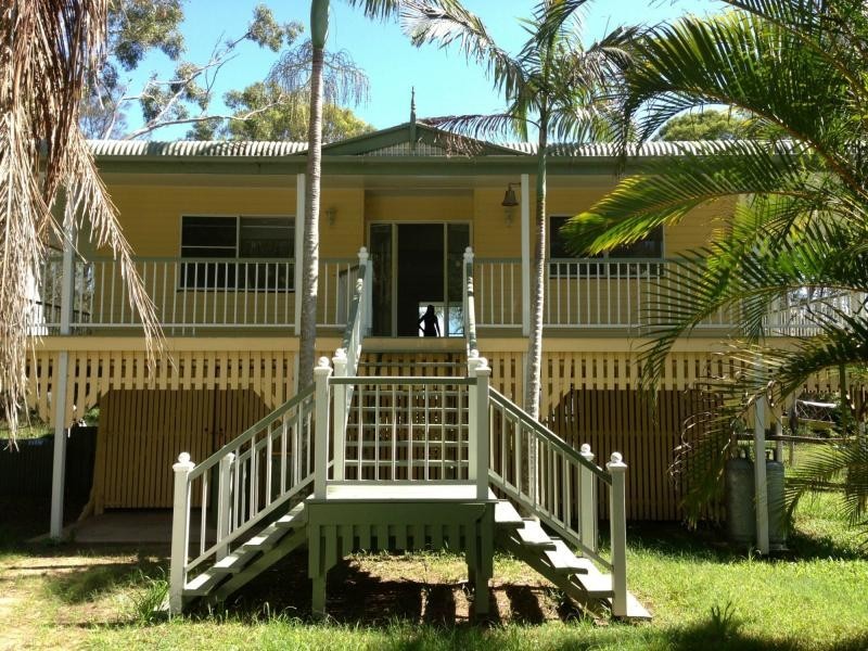 69 Coondooroopa Drive, Macleay Island QLD 4184