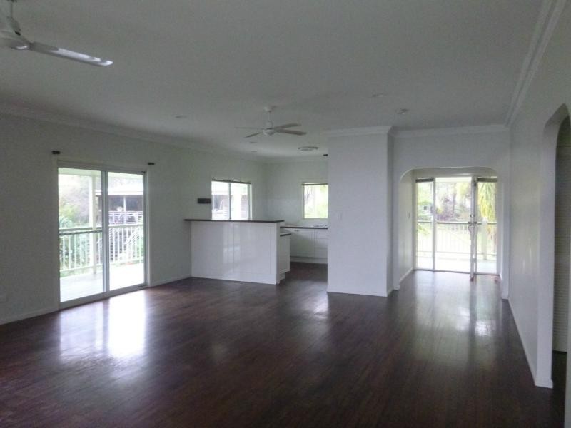 69 Coondooroopa Drive, Macleay Island QLD 4184