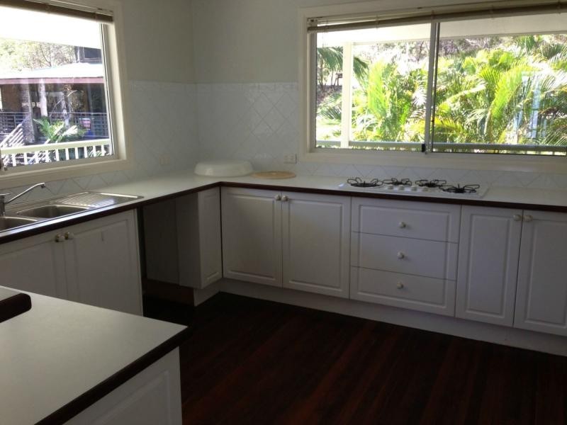 69 Coondooroopa Drive, Macleay Island QLD 4184