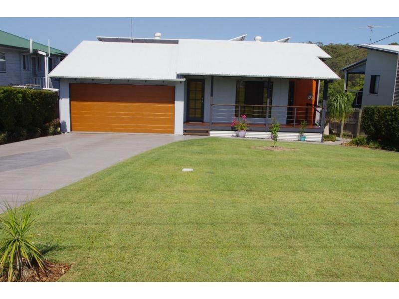 8 Alawa Street, Macleay Island QLD 4184