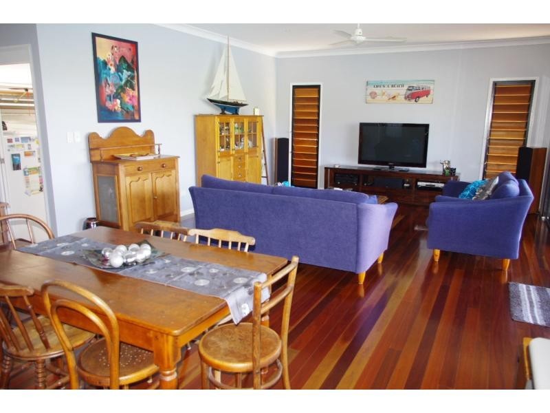 8 Alawa Street, Macleay Island QLD 4184