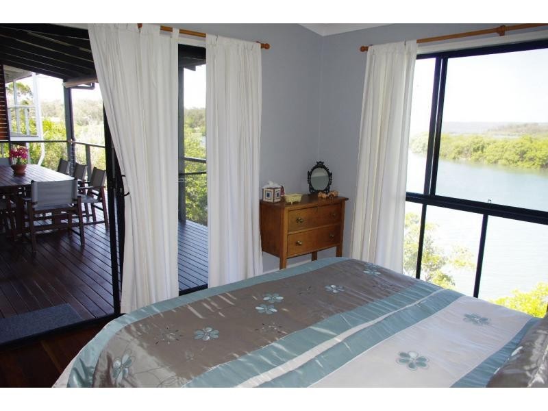 8 Alawa Street, Macleay Island QLD 4184