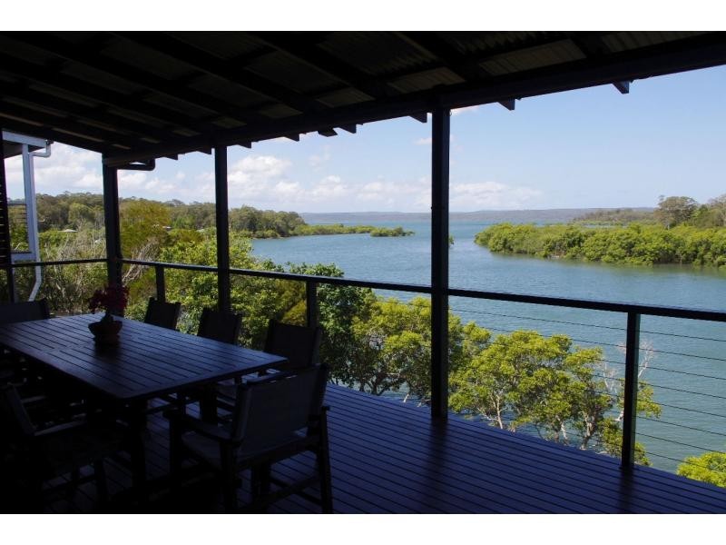 8 Alawa Street, Macleay Island QLD 4184