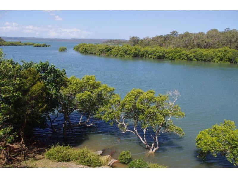 8 Alawa Street, Macleay Island QLD 4184