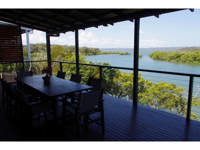 8 Alawa Street, Macleay Island QLD 4184