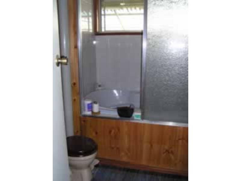 14 Lovell Parade, Lamb Island QLD 4184