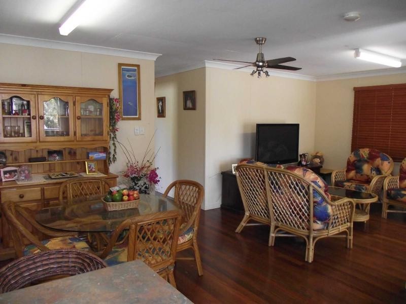 10 Double Bay Street, Macleay Island QLD 4184